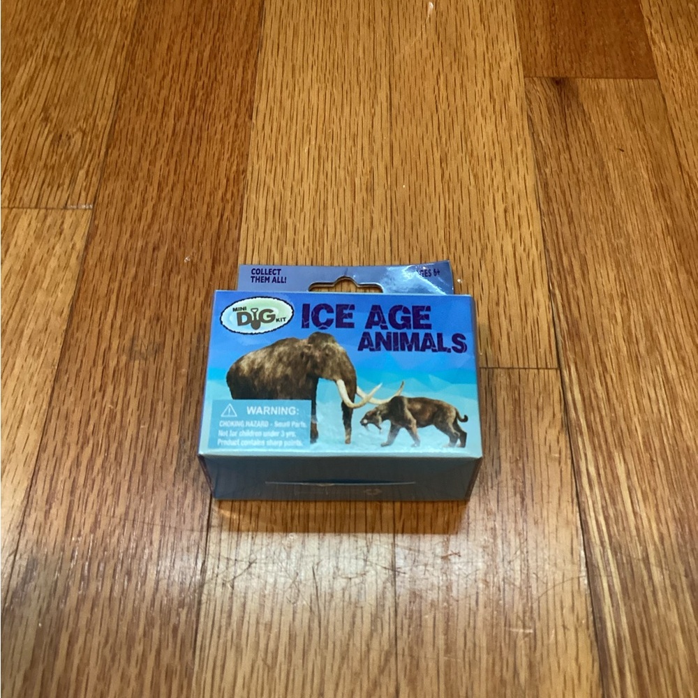 Ice Age Animals Toy Set